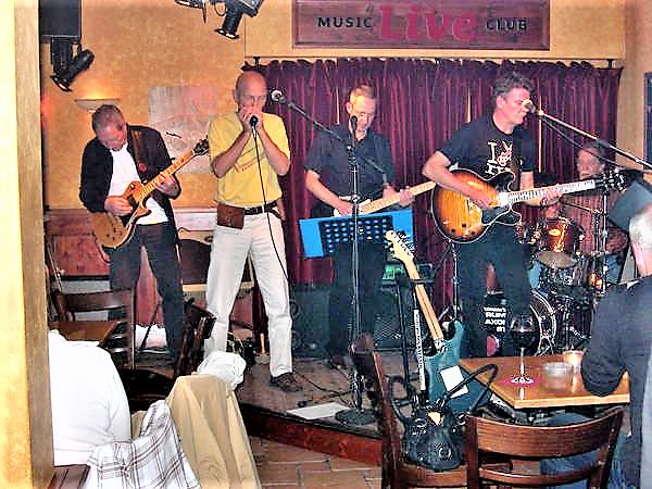 Music Club Live 16.10.2010 004